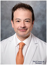 内斯特R.冈萨雷斯(Nestor R.Gonzalez)博士
