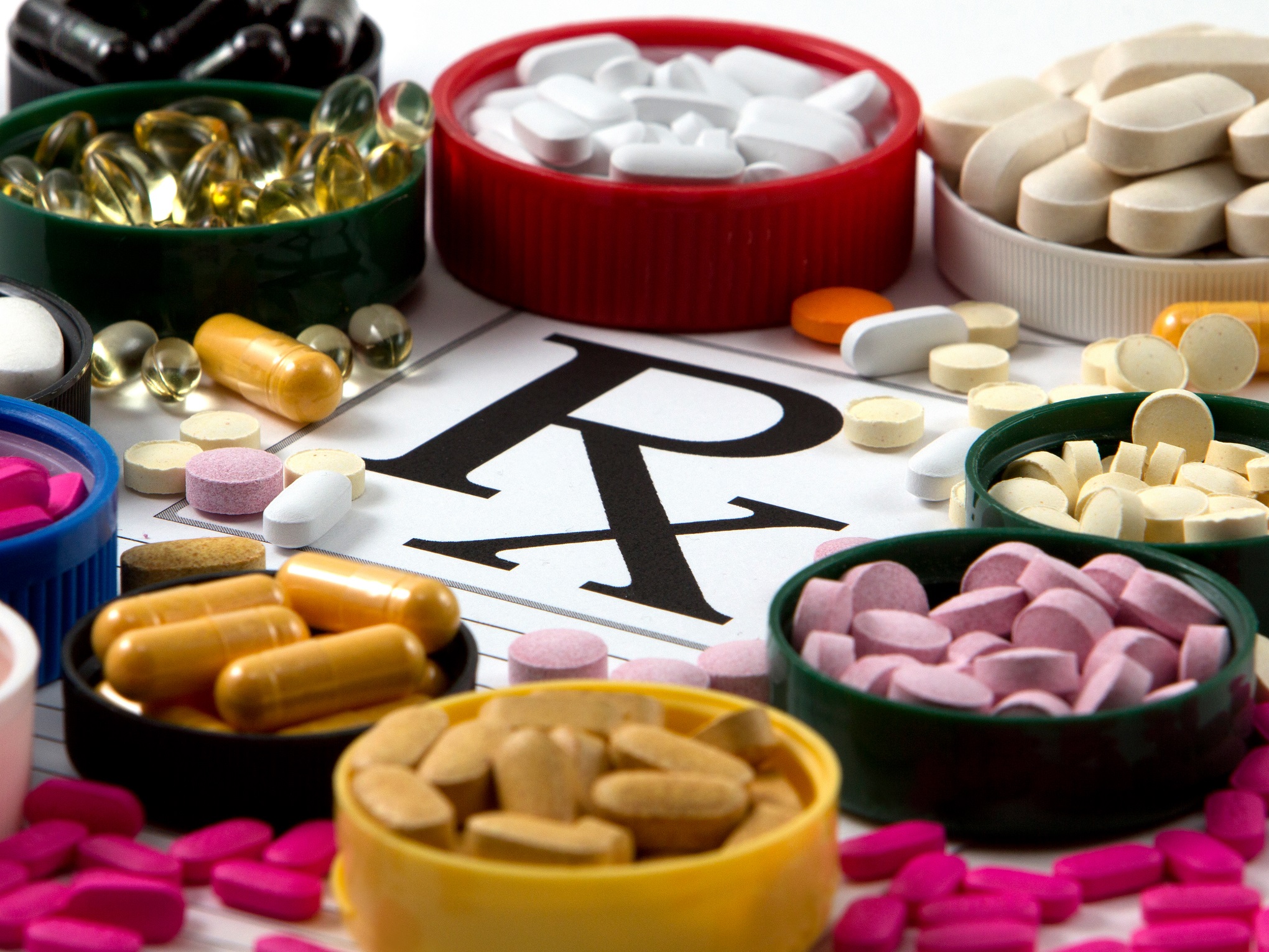 know-taking-supplements-taking-prescription-drugs.jpg